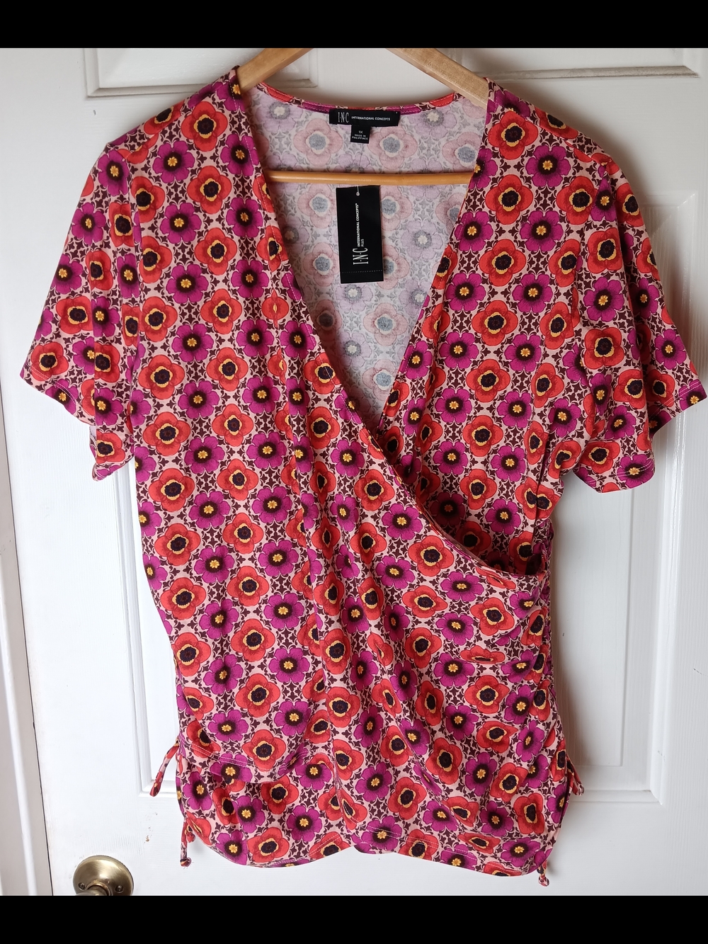INC International Concepts Size 1X Pink and Orange Floral Wrap Blouse Ruched